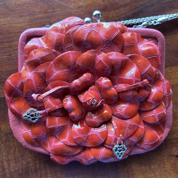 Brighton Rosalie Red Pink Patent Leather Flower Kiss Lock Crossbody Bag - Picture 13 of 13